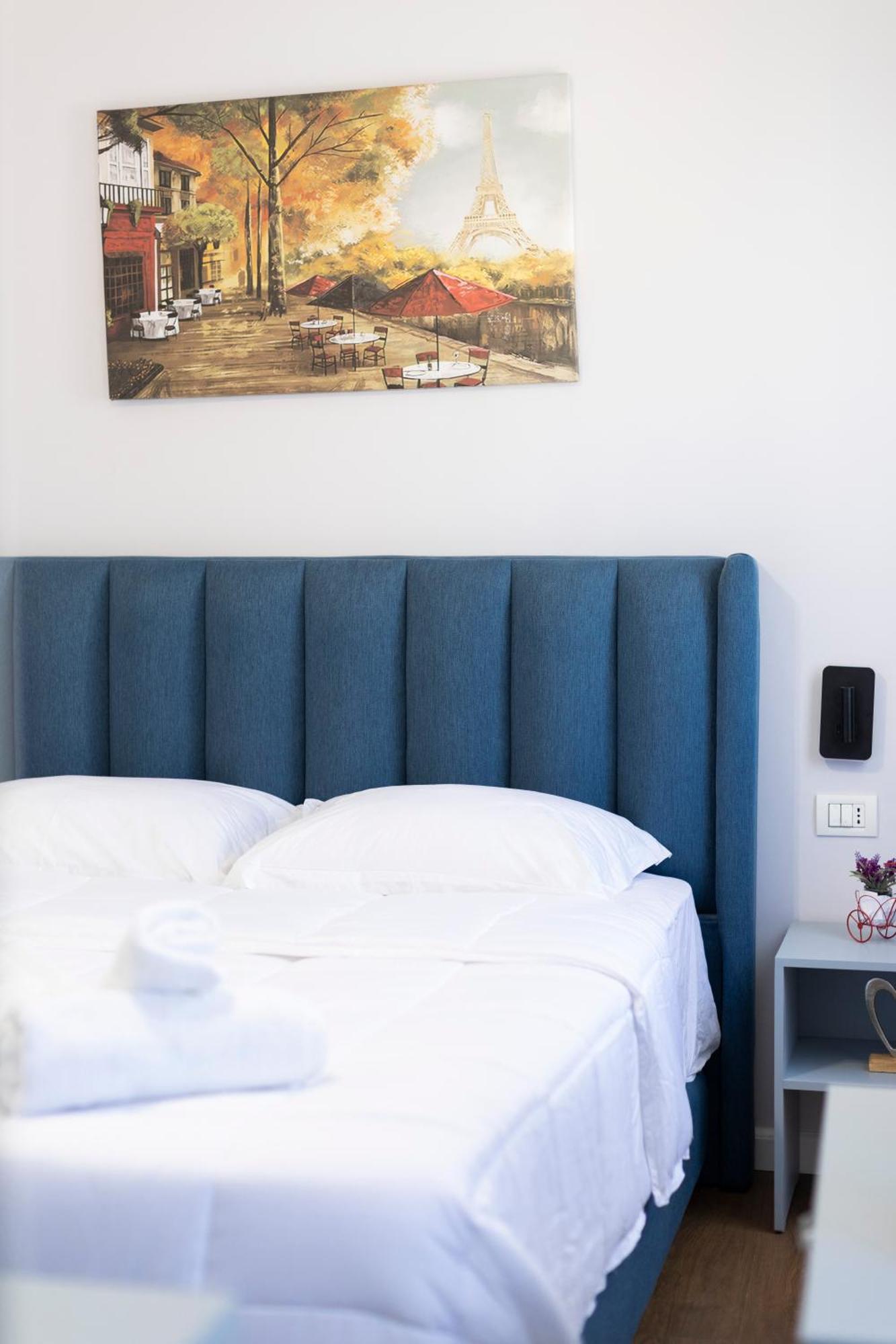 Hotel Tier
