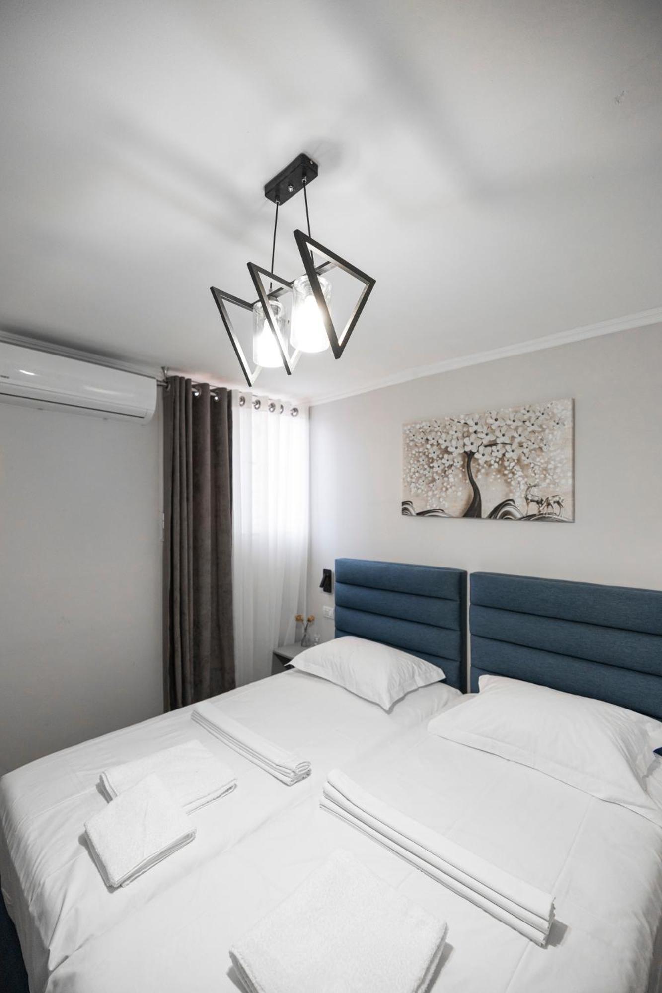 Hotel Tier *